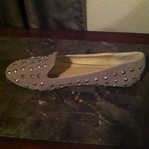 NEGOTIABLE👍Studded suede flats💜