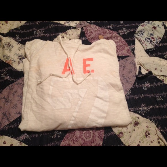 Lightweight hoodie