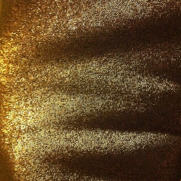 F21. Size M. - Picture 3 of 3