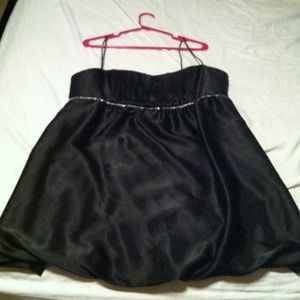 Negotiable👍Black coctail dress💗
