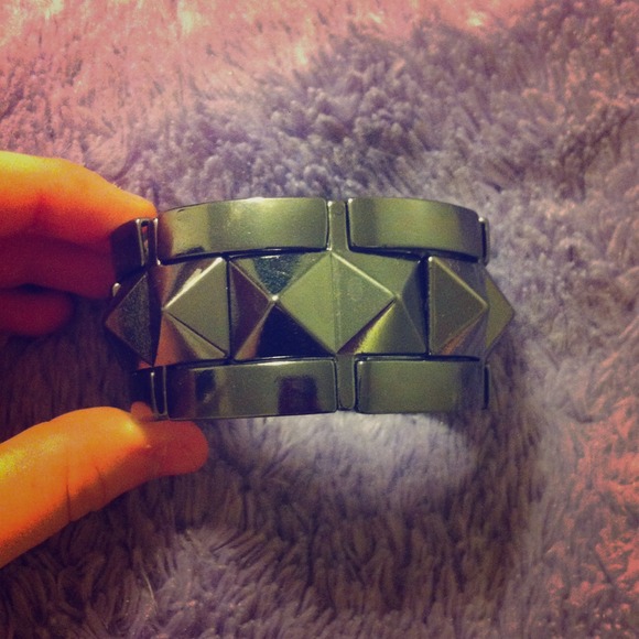 Gaudy dark grey stud bracelet!