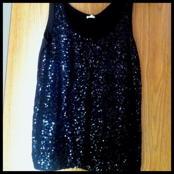 *SOLD in Bundle* NWT-J. Crew Black Sequined Tank! - Picture 2 of 4