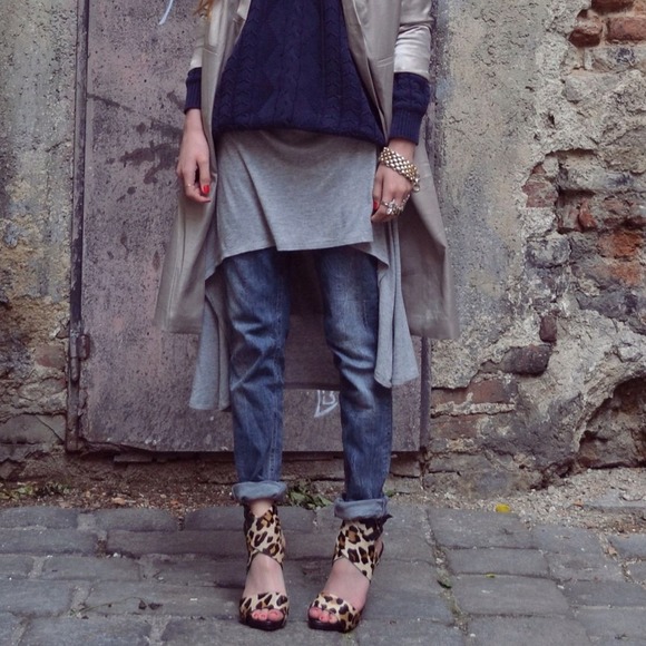 Genetic boyfriends NWT 25-26 SOLD