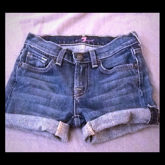SOLD Girls size 8 cutoff shorts 7 for all mankind - Picture 1 of 4