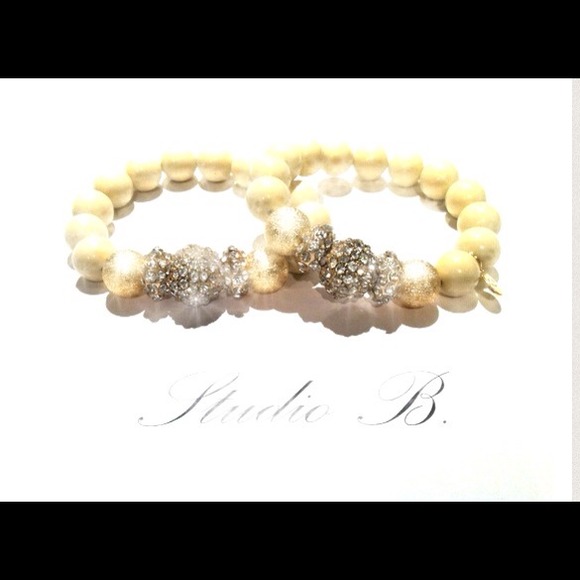 ❌SOLD❌Cream Beaded Bracelet