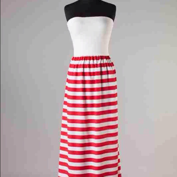 ❌❌SOLD❌❌Red and White Strapless Maxi Dress