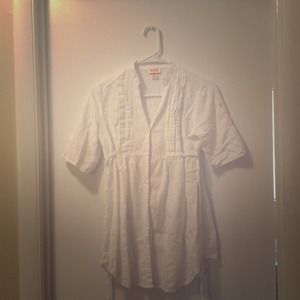 XS white button up shirt