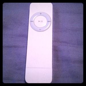512MB IPod Shuffle