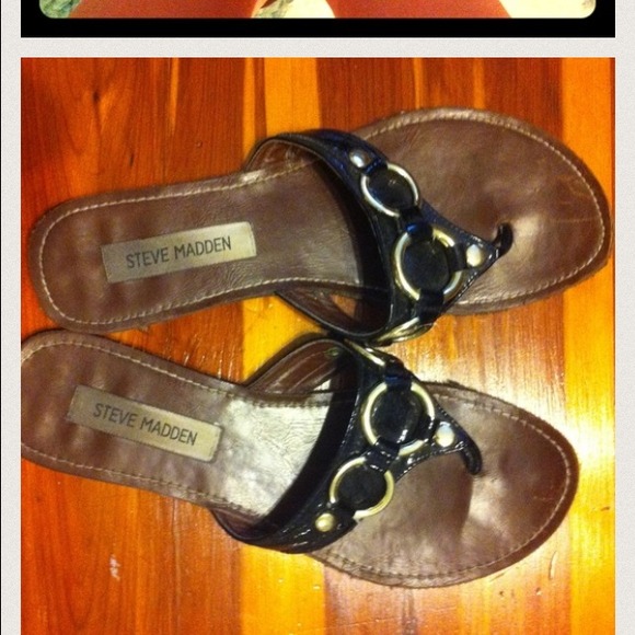 SOLD Steve Madden Black Sandals!