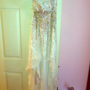 SHERRI HILL FORMAL DRESS