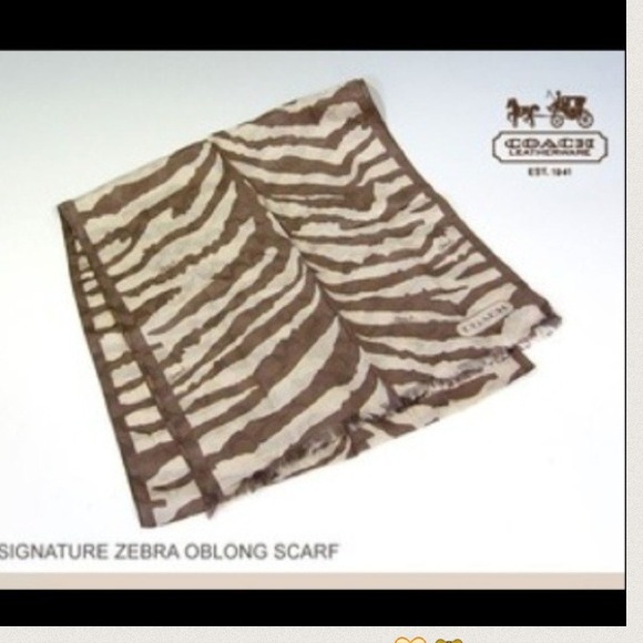 ⚡⚡DEAL of the DAY⚡⚡✌ 💯authentic silk scarf -COACH - Picture 3 of 3