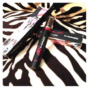 MAC mascara
