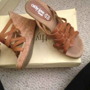 size 7 Cathy jean wedges. very comfortable &&cute!