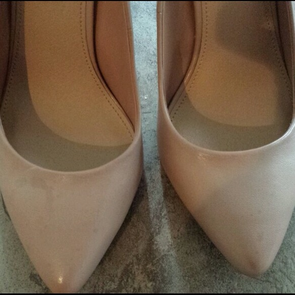 Steve Madden Neutral "blush" Heels! - Picture 3 of 4