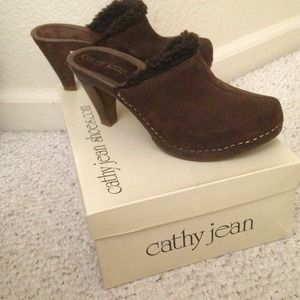 Cathy jean clogs