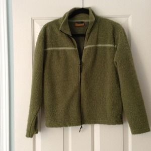 5/$25 - Green horny toad fuzzy jacket