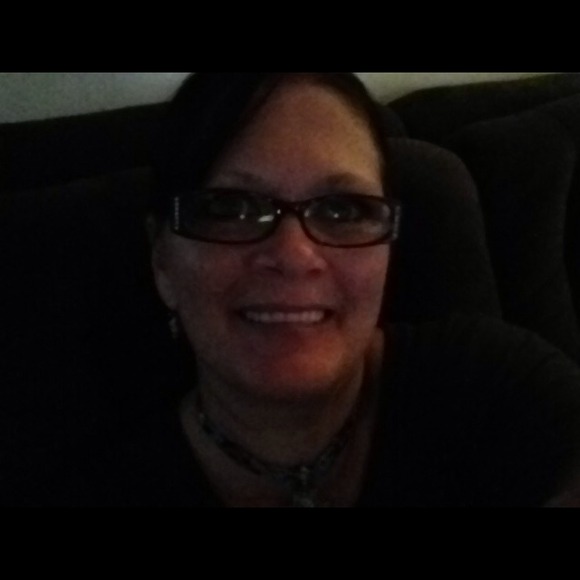 Meet your Posher ❤️ - Picture 2 of 8