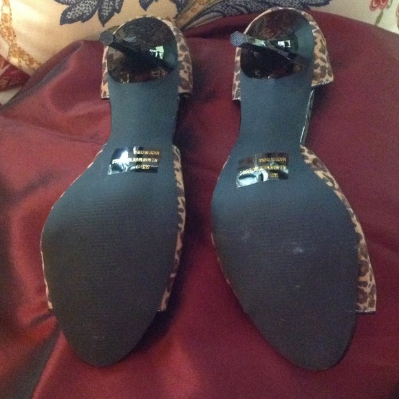 Brown animal print heels bundle SOLD - Picture 2 of 4