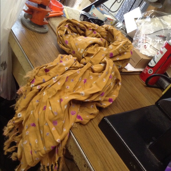 Scarf
