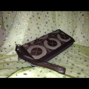 Coach wallet