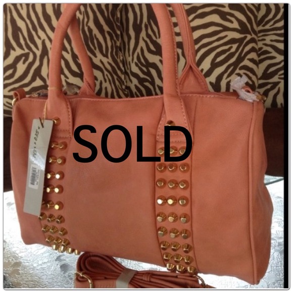 🔴🔴🔴🔴SOLD 🔴🔴🔴🔴 PINKISH PEACH COLOR
