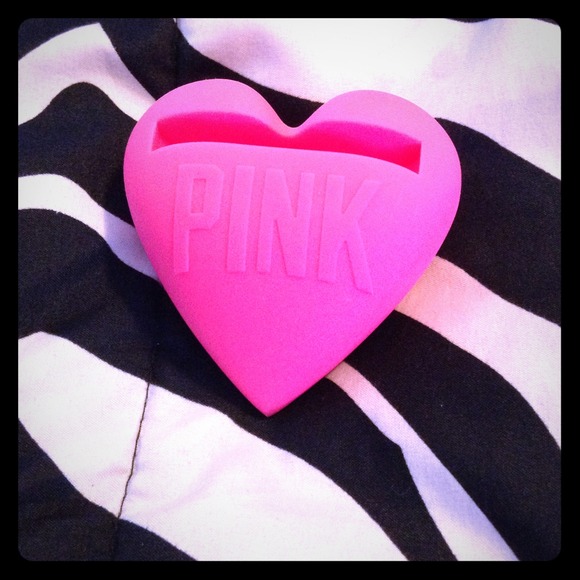 TRADED VS Pink iPod Amplifier