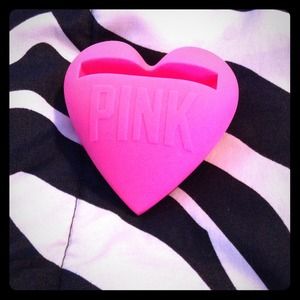 TRADED VS Pink iPod Amplifier