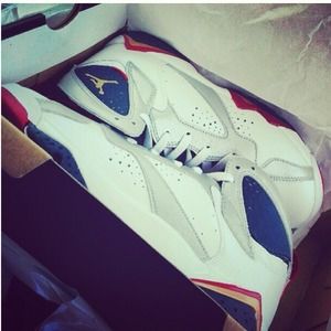 Jordan retro 7's