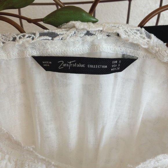 Lace, blue and white ombré dress - Picture 2 of 4