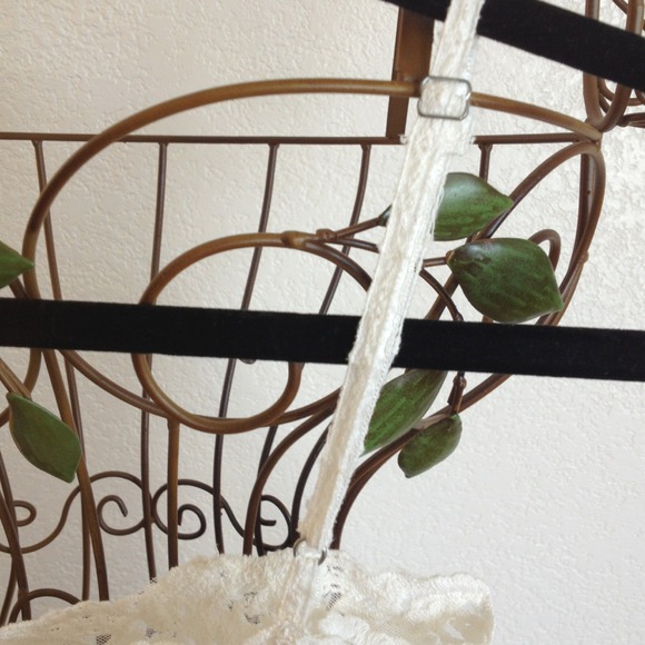 Lace, blue and white ombré dress - Picture 3 of 4