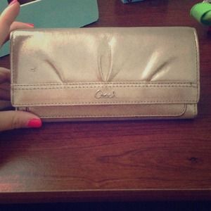 🚨REDUCED🚨 Coach Wallet