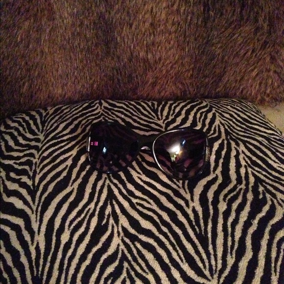 No Longer Available Jessica Simpson Sunglasses