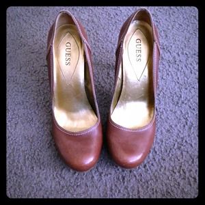 Brown guess heel💃