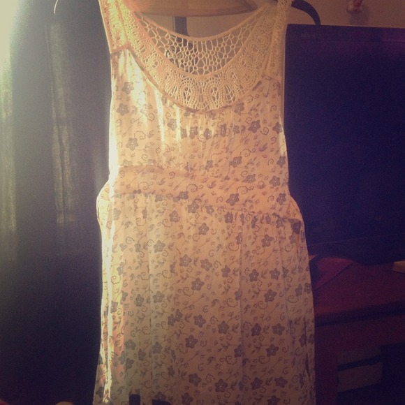 Long tank top, from love culture.