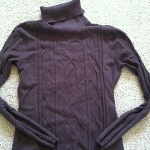 Brown turtle neck sweater