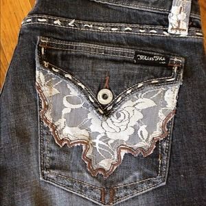 Miss Me's Size 28 Boot Cut