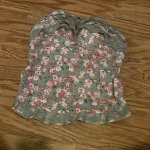 Flower printed strapless shirt