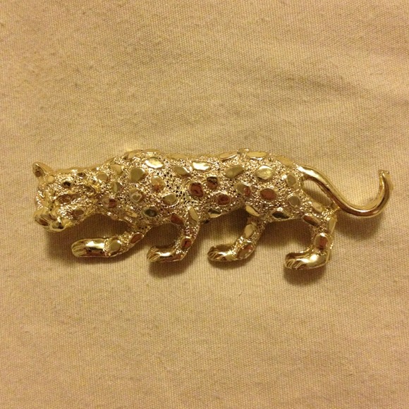 Vintage Brooch GERRY'S signature Prowling Leopard