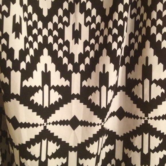 Aztec stretch waist maxi skirt - Picture 2 of 3