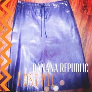 🎉hP🎉BANANA REPUBLIC Leather A-Line Skirt