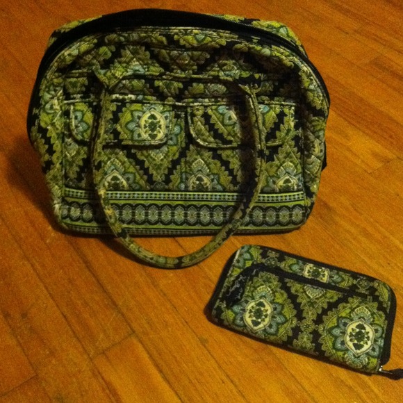 🌟🌟Reserved🌟🌟Vera Bradley purse and wallet