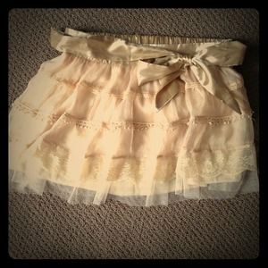 🔴SOLD lace off white skirt