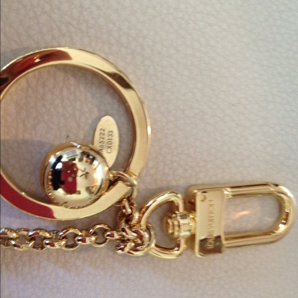 KEEPING 😍AUTH LV Eclipse Key Charm - Picture 2 of 4