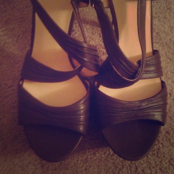 Guess shoes !!!!!