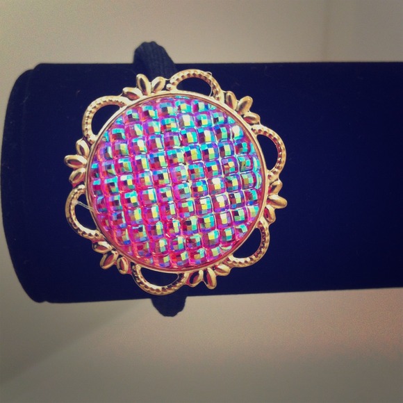 SOLD❌❌❌❌Cute fashion hair band!⭐