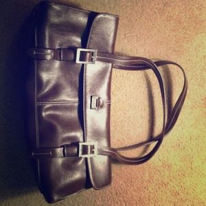 Kenneth Cole reaction purse