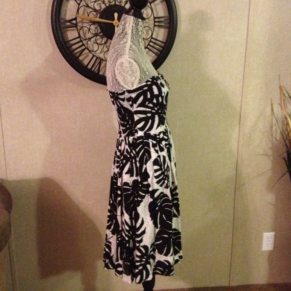 ❌SOLD❌Rachel Roy Dress - Picture 3 of 4