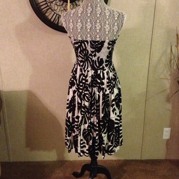 ❌SOLD❌Rachel Roy Dress - Picture 4 of 4