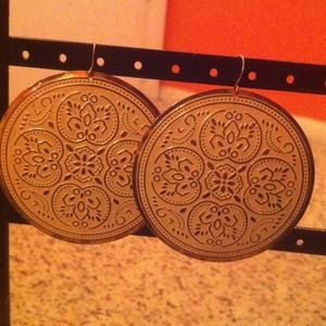 dangle statement earrings