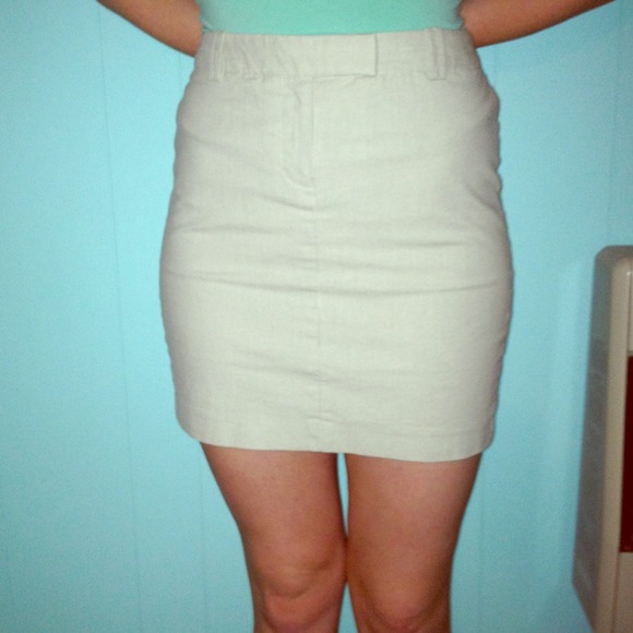 Pinstripe pencil skirt - Picture 1 of 1